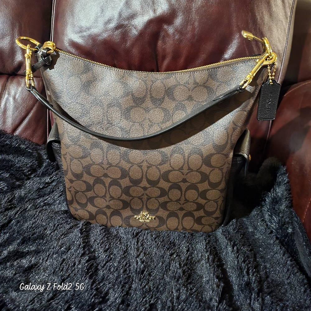 Coach shoulder bag